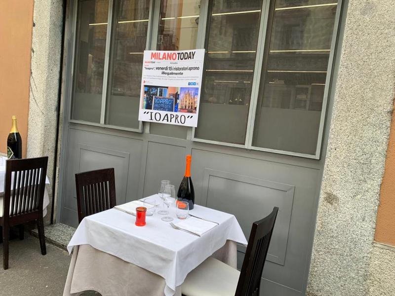 #ioapro, parte a Milano la protesta dei ristoratori #ioapro, parte a Milano la protesta dei ristoratori