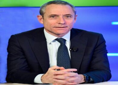 Poste Italiane, pagamenti digitali di Natale +40%, l’online vola a +70%