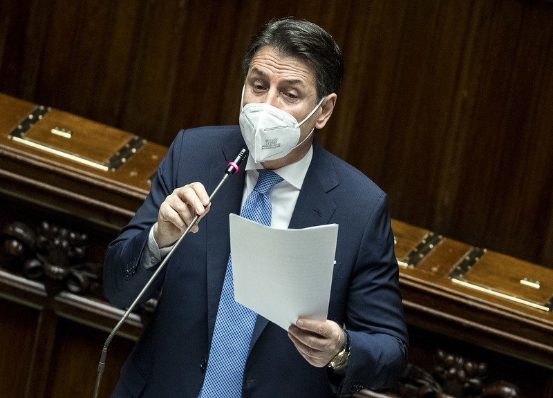 Governo, tre no a Conte. Da Udc, Idea-Cambiamo! e Giarrusso Governo, tre no a Conte. Da Udc, Idea-Cambiamo! e Giarrusso