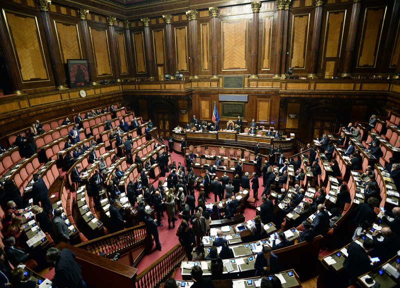 La due giorni parlamentare sul governo. Spettacolo scadente senza precedenti La due giorni parlamentare sul governo. Spettacolo scadente senza precedenti