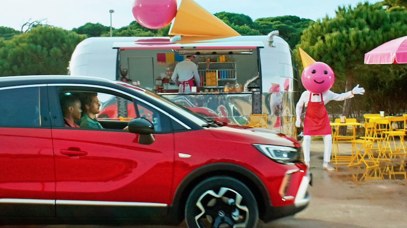 Opel Crossland è la stella della nuova campagna televisiva internazionale Opel Crossland è la stella della nuova campagna televisiva internazionale