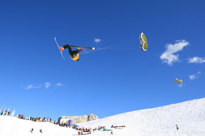 Cortina Snowkite Contest: a marzo la tappa finale con 2 titoli mondiali Cortina Snowkite Contest: a marzo la tappa finale con 2 titoli mondiali