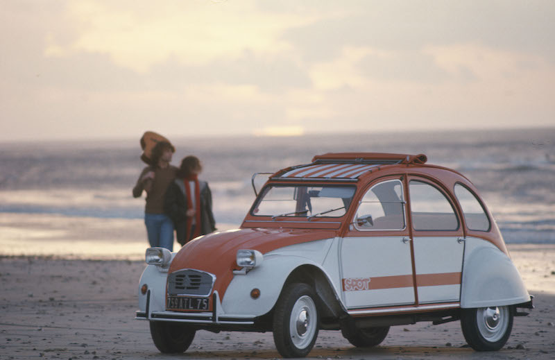 1976 Citroen presenta la 2CV Spot