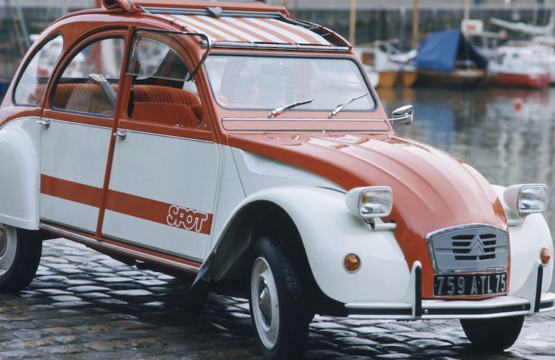 1976 Citroen presenta la 2CV Spot