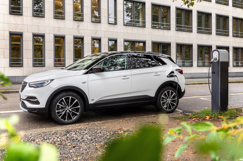 Opel, l’elettrico divertente ed adatto all’uso quotidiano Opel, l’elettrico divertente ed adatto all’uso quotidiano