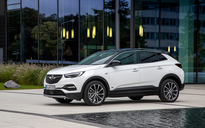 Opel, l’elettrico divertente ed adatto all’uso quotidiano Opel, l’elettrico divertente ed adatto all’uso quotidiano