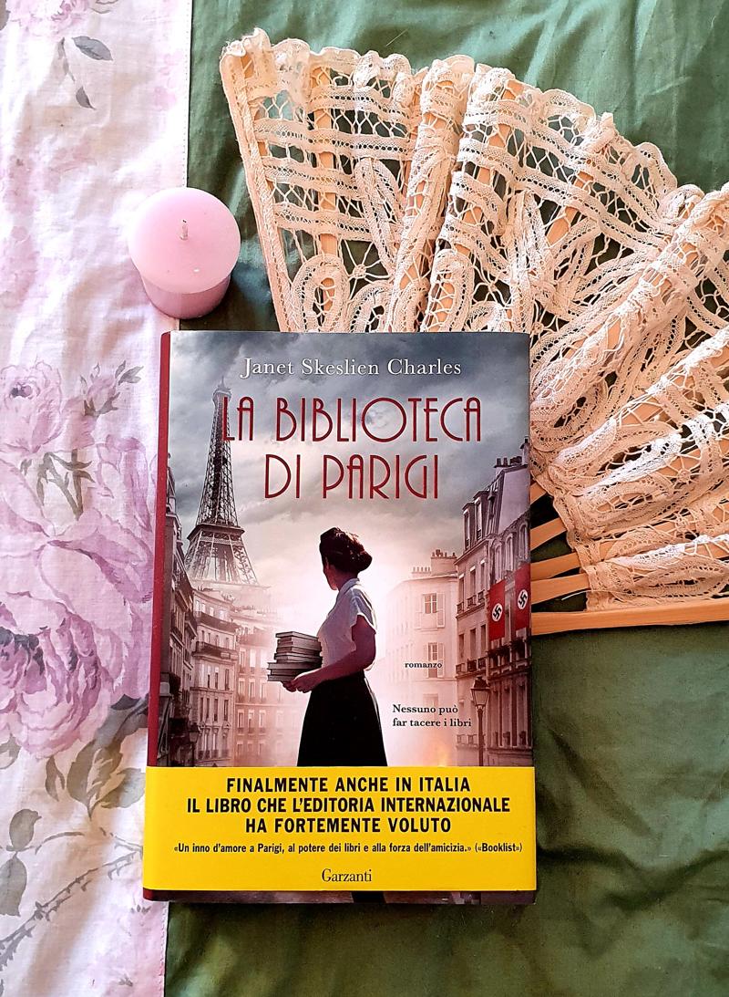 2   La biblioteca di Parigi[1052]
