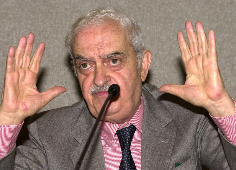 Comunali Roma, la profezia di Macaluso: “Il nome del Pd arriverà tardi” Comunali Roma, la profezia di Macaluso: “Il nome del Pd arriverà tardi”