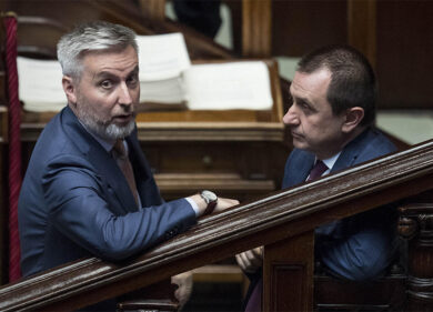 Governo, Guerini (Pd): “Aprire a Iv”. De Micheli: “Conte punto d’equilibrio”