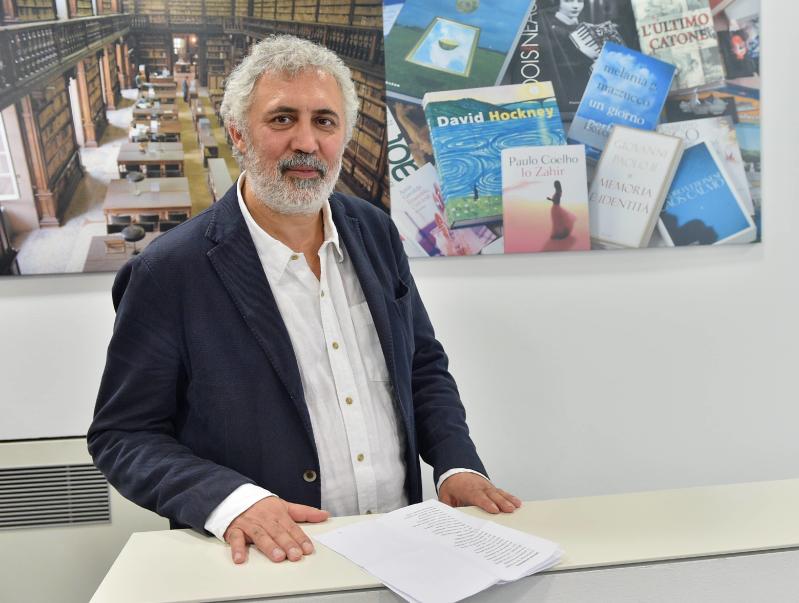 Francesco Piccolo passa a Repubblica. Continua il fuggi fuggi dal Corriere Francesco Piccolo passa a Repubblica. Continua il fuggi fuggi dal Corriere