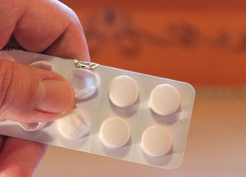 Trovato farmaco efficace antiCovid. Colchicina. Giù ricoveri, morti, terapie Trovato farmaco efficace antiCovid. Colchicina. Giù ricoveri, morti, terapie