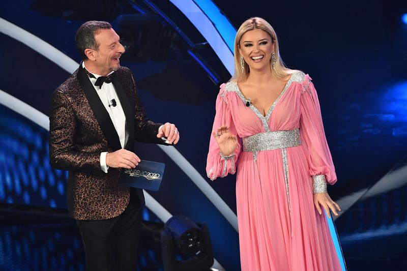 Sanremo 2021, Amadeus minaccia: se non c’è il pubblico, lascerà la conduzione