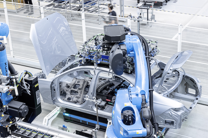Con Factory 56, Mercedes inaugura lo stabilimento del futuro