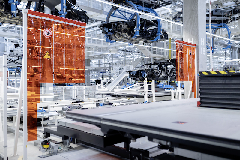 Con Factory 56, Mercedes inaugura lo stabilimento del futuro