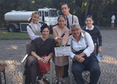 La Donnarumma da “Il commissario Ricciardi” al set di  Generazione 56K