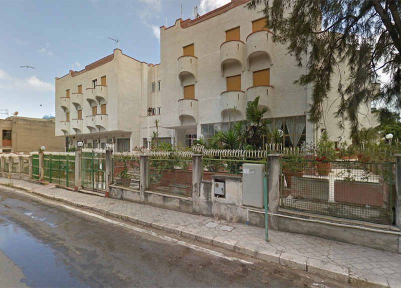 Hotel Eufemia: l’albergo dei tradimenti spopola sui social GUARDA IL VIDEO Hotel Eufemia: l’albergo dei tradimenti spopola sui social GUARDA IL VIDEO