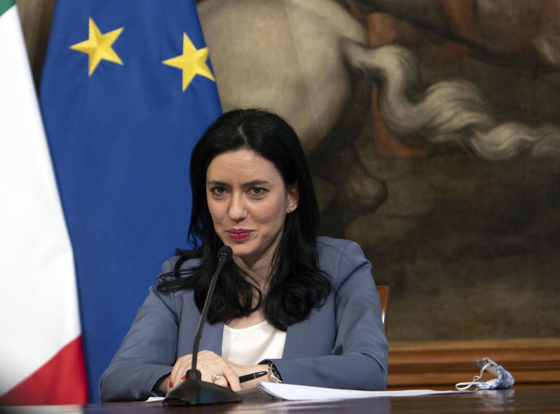 Azzolina: “In legge di bilancio ci sono altri 30 mln per alunni disabili” Azzolina: “In legge di bilancio ci sono altri 30 mln per alunni disabili”