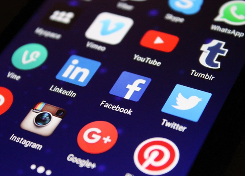 Social network, possibile una regolamentazione? FI toscana: “Ecco come agire” Social network, possibile una regolamentazione? FI toscana: “Ecco come agire”