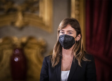 Renzi sogna la Boschi all’Economia. Le mosse del Quirinale