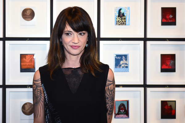 Asia Argento si racconta in un libro: Rubini superdotato, i tradimenti e…