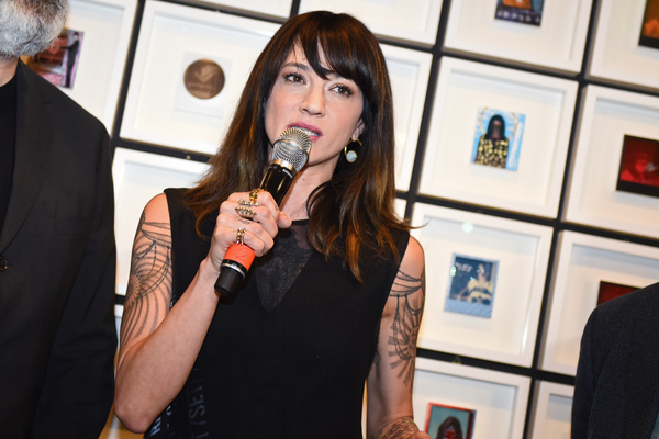 Asia Argento si racconta in un libro: Rubini superdotato, i tradimenti e…
