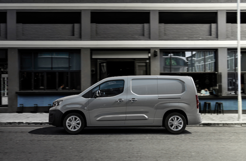 Arriva E-Partner, il veicolo commerciale elettrico di Peugeot Arriva E-Partner, il veicolo commerciale elettrico di Peugeot