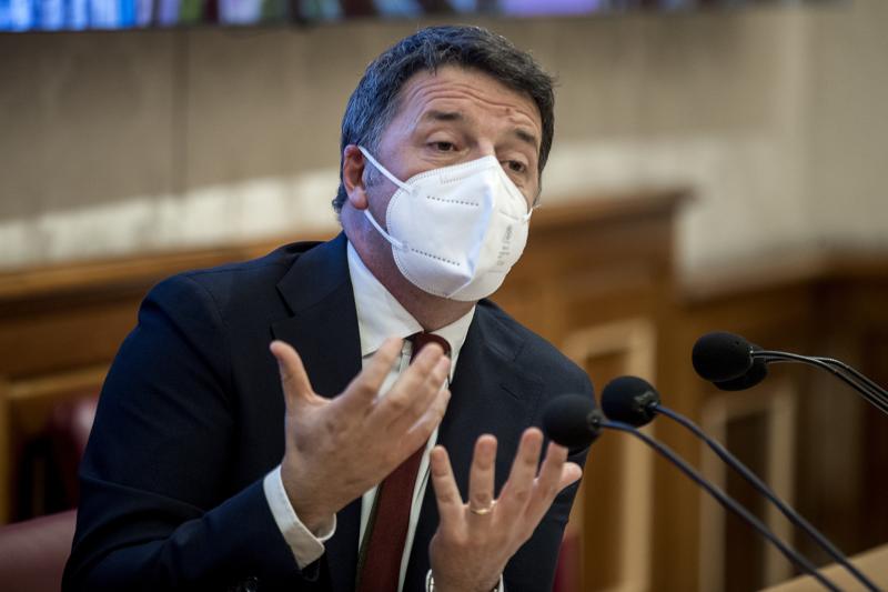 “Entro fine settimana governo capace”. Renzi non scioglie l’enigma su Conte “Entro fine settimana governo capace”. Renzi non scioglie l’enigma su Conte
