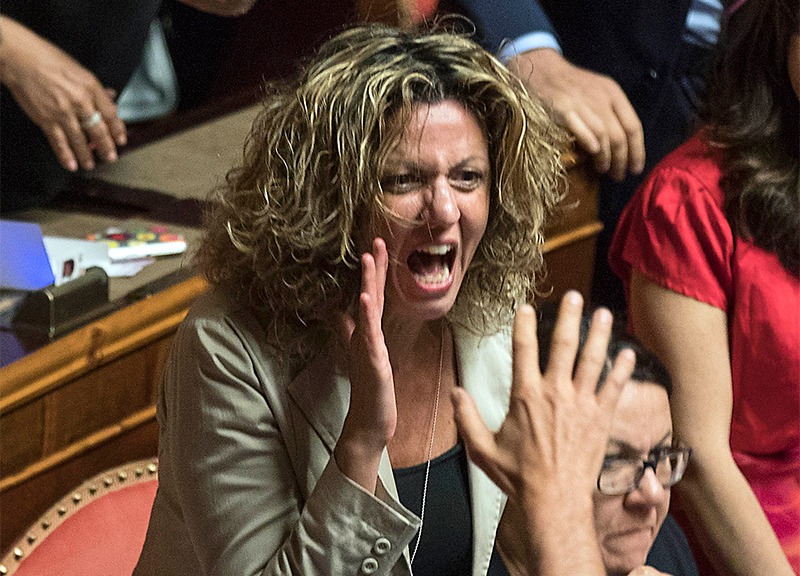 M5s, l’asse anti Renzi si rinforza.Sono saliti a 14 i senatori con Di Battista M5s, l’asse anti Renzi si rinforza.Sono saliti a 14 i senatori con Di Battista