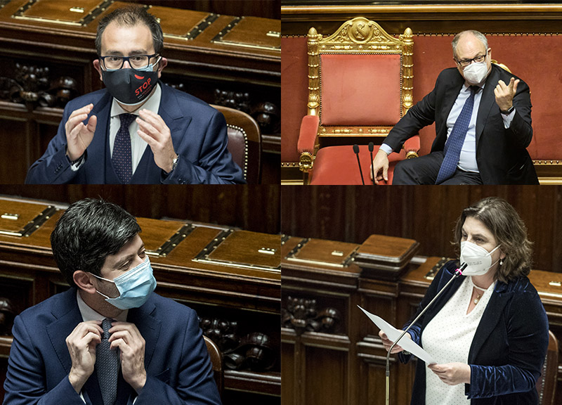 Governo, bomba Renzi. Via 4 ministri chiave. I nomi. Rischia di saltare tutto Governo, bomba Renzi. Via 4 ministri chiave. I nomi. Rischia di saltare tutto