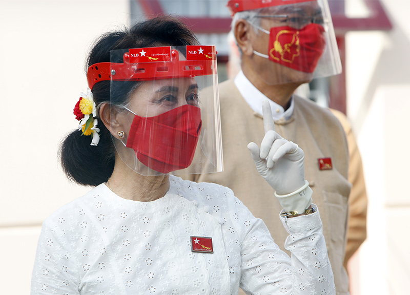 Myanmar, colpo di Stato militare. Aung San Suu Kyi arrestata Myanmar, colpo di Stato militare. Aung San Suu Kyi arrestata