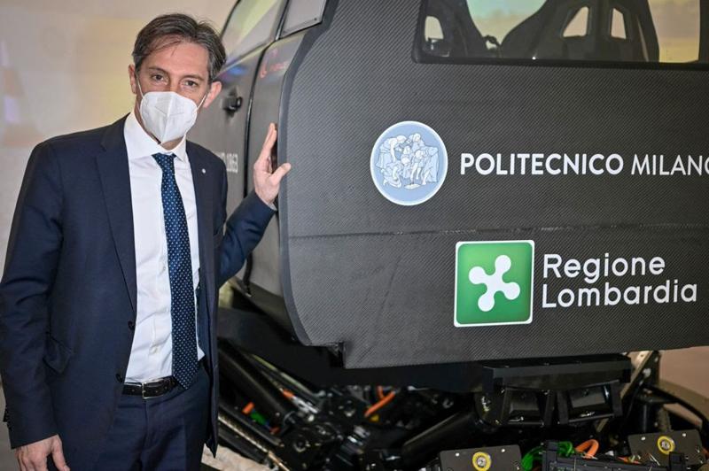 Regione Lombardia e PoliMi: il primo simulatore di guida dinamico. FOTO Regione Lombardia e PoliMi: il primo simulatore di guida dinamico. FOTO