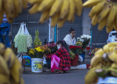 Myanmar:Hunger Games e disobbedienza civile. Suu Kyi rischia sul walkie talkie
