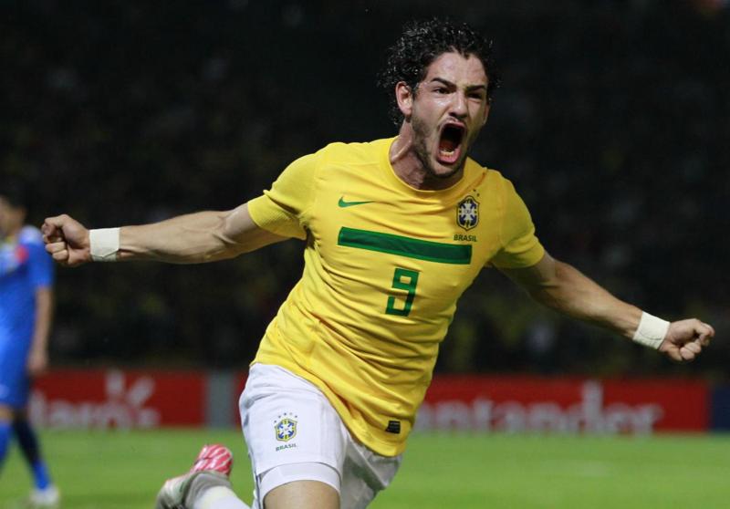 Pato, la nuova vita dell’ex Milan? Clamoroso: ‘Papero in Iraq’ Pato, la nuova vita dell’ex Milan? Clamoroso: ‘Papero in Iraq’