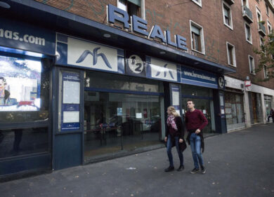 Cinema chiusi da 1 anno: Cinecittà punta 300 mln sulla ruota del Recovery Plan