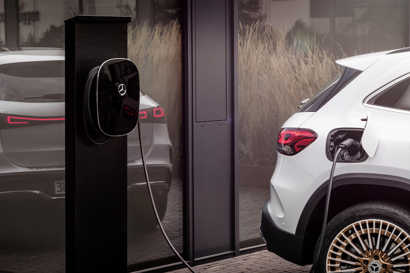 Mercedes EQA, svelate le sei versioni per il mercato italiano