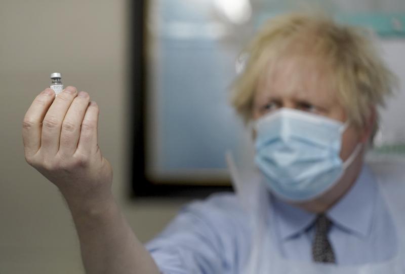 Vaccino Pfizer,costato solo 2 miliardi. Poi 15 miliardi di ricavi e 3 di utili Vaccino Pfizer,costato solo 2 miliardi. Poi 15 miliardi di ricavi e 3 di utili