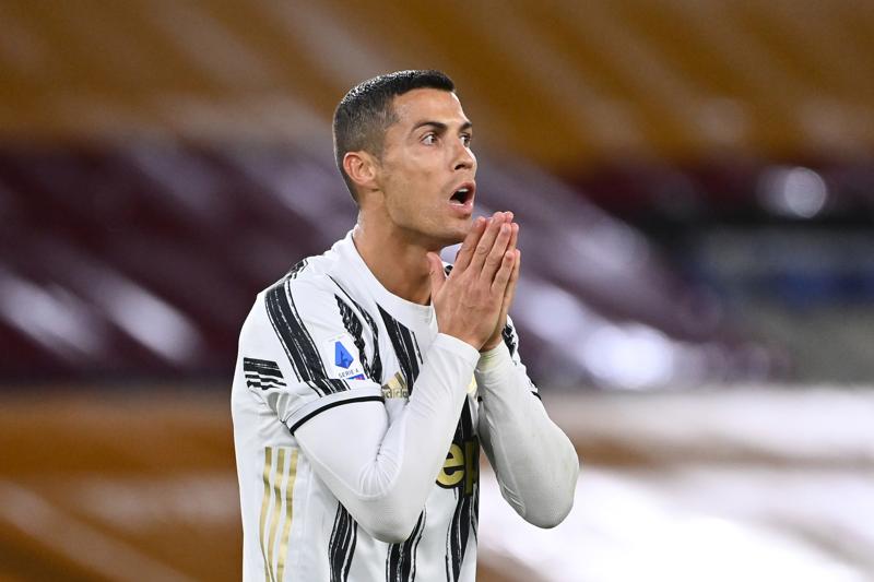 Ronaldo compie 36 anni, gli auguri della Juve e i gol più belli. VIDEO Ronaldo compie 36 anni, gli auguri della Juve e i gol più belli. VIDEO