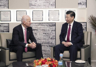Usa, Biden azzera la politica estera di Trump. Ma non sulla Cina