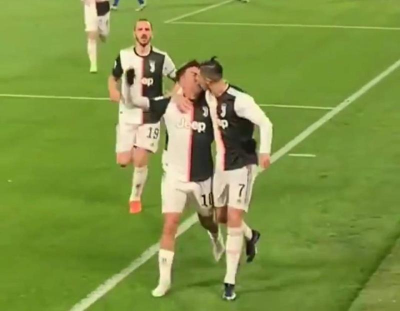 Ronaldo compie 36 anni, gli auguri della Juve e i gol più belli. VIDEO Ronaldo compie 36 anni, gli auguri della Juve e i gol più belli. VIDEO