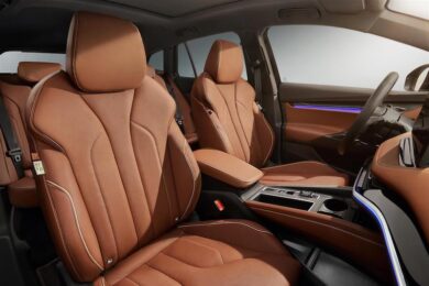ŠKODA ENYAQ iV: inedite Design Selection per gli interni
