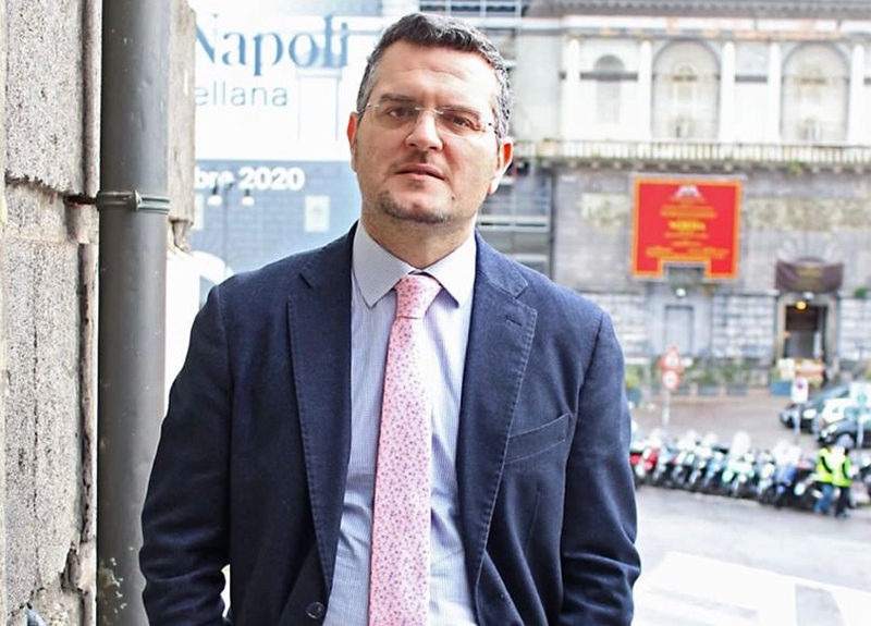 Riapre a Napoli il Gambrinus, scrigno di sapori ed opere d’arte della città Riapre a Napoli il Gambrinus, scrigno di sapori ed opere d’arte della città