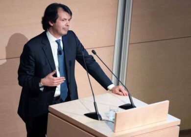 Mps a UniCredit e non ai fondi Usa. Draghi e la “stabilità finanziaria”