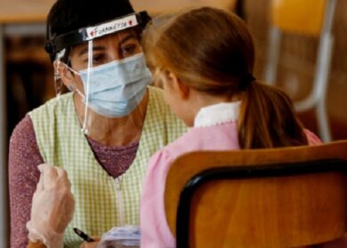 Tamponi rapidi gratis, accordo tra Regione Lombardia e pediatri di famiglia