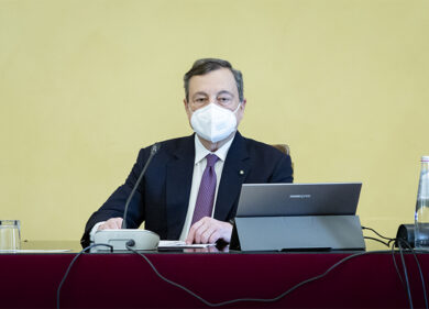 Lo storytelling di Giuseppe Conte che  Mario Draghi dovrà smontare