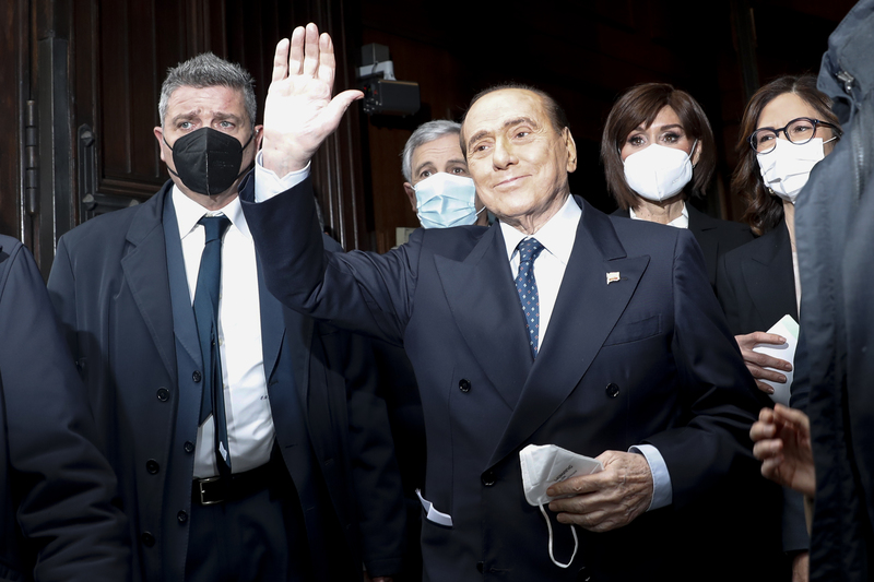 Berlusconi: “Faremo la nostra parte. Governo di unità e senza preclusioni” Berlusconi: “Faremo la nostra parte. Governo di unità e senza preclusioni”