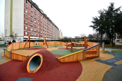 Milano, nuovo parco giochi in piazza Paci. Maran: “Presto altri interventi”