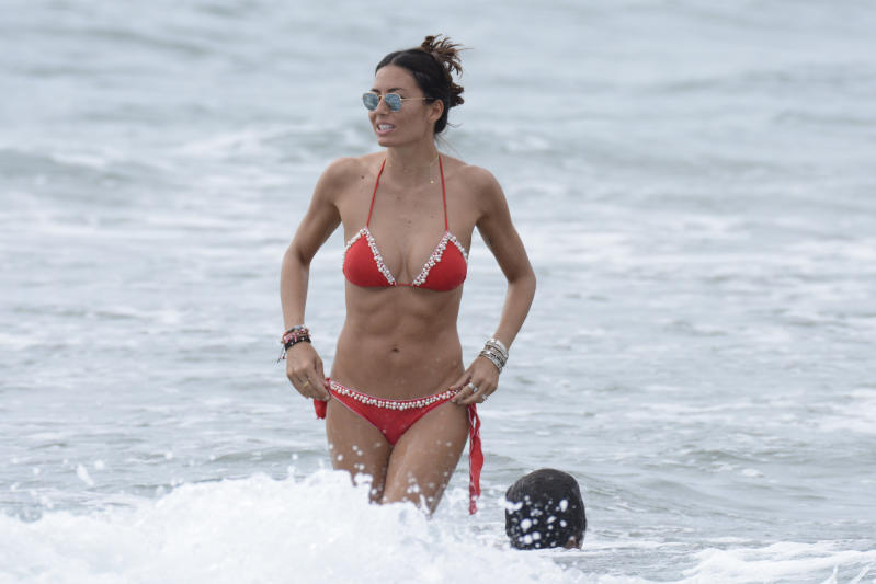 Elisabetta Gregoraci e Antonella Elia: “Abito? Sei in reggiseno e mutande”