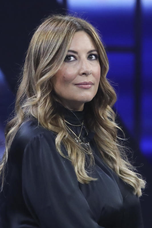 “Meloni rispolvera la trousse dell’85”: accuse di body shaming alla Lucarelli “Meloni rispolvera la trousse dell’85”: accuse di body shaming alla Lucarelli