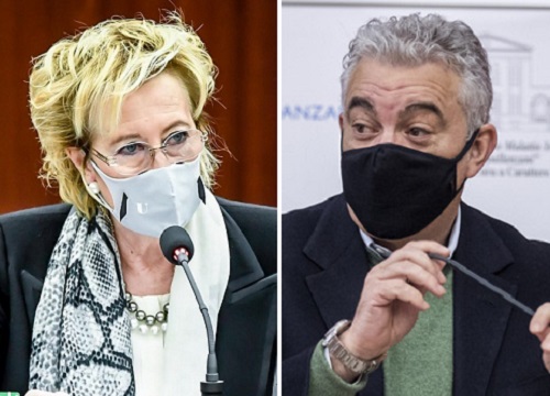 Piano vaccinazioni Covid, botta e risposta tra Moratti e Arcuri Piano vaccinazioni Covid, botta e risposta tra Moratti e Arcuri