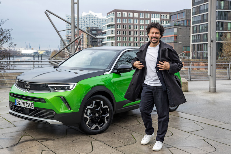 IL nuovo Opel Mokka piace per la combinazione di stile ed efficienza IL nuovo Opel Mokka piace per la combinazione di stile ed efficienza